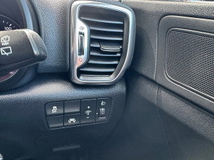 Kia Sportage thumbnail