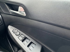 Hyundai Tucson thumbnail