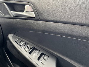 Hyundai Tucson thumbnail