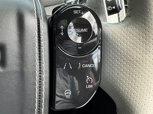 Land Rover Range Rover Sport thumbnail