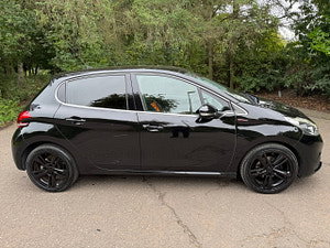 Peugeot 208 thumbnail