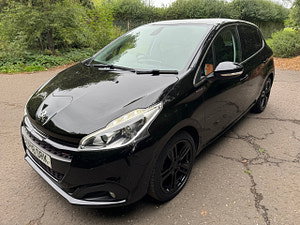 Peugeot 208 thumbnail