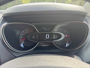 Renault Captur thumbnail
