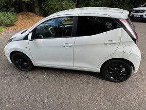 Toyota Aygo thumbnail