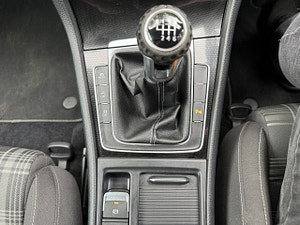 Volkswagen Golf thumbnail