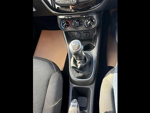 Vauxhall Corsa thumbnail