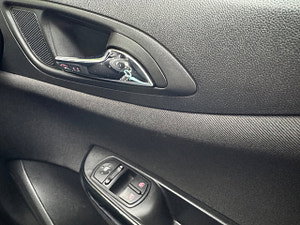 Vauxhall Corsa thumbnail
