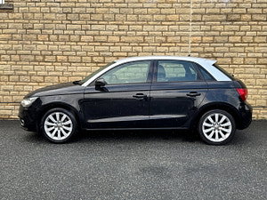 Audi A1 thumbnail