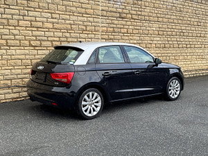 Audi A1 thumbnail