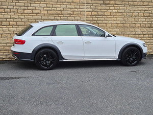 Audi A4 allroad thumbnail