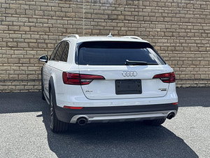 Audi A4 allroad thumbnail