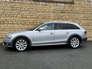 Audi A4 allroad thumbnail