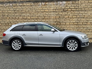 Audi A4 allroad thumbnail