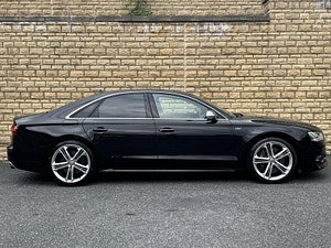 Audi S8 thumbnail