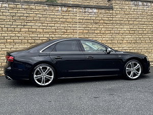 Audi S8 thumbnail