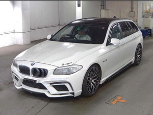 BMW 5 Series thumbnail