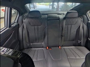 BMW 7 Series thumbnail