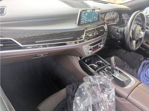 BMW 7 Series thumbnail