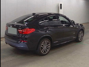 BMW X4 thumbnail