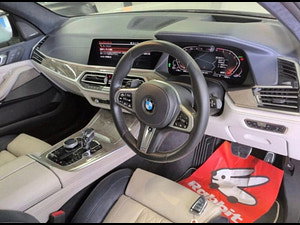 BMW X7 thumbnail