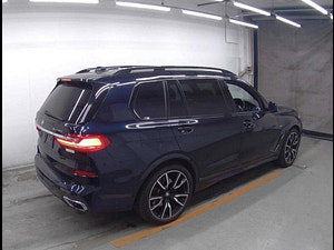 BMW X7 thumbnail