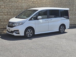 Honda Stepwagon thumbnail