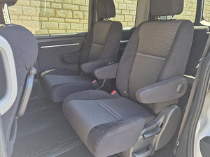 Honda Stepwagon thumbnail