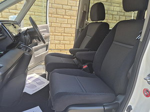 Honda Stepwagon thumbnail