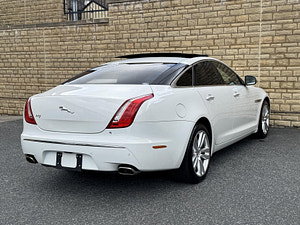 Jaguar XJ thumbnail
