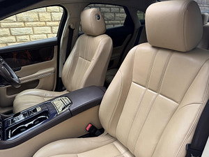 Jaguar XJ thumbnail