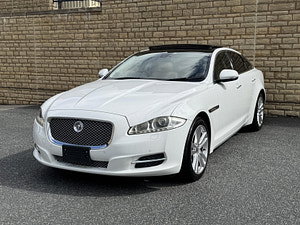 Jaguar XJ thumbnail