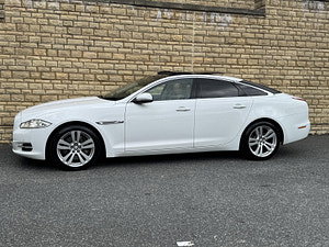 Jaguar XJ thumbnail