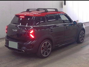 MINI Countryman thumbnail