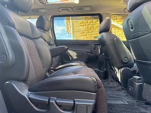 Nissan Elgrand thumbnail