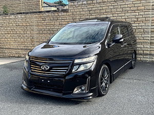 Nissan Elgrand thumbnail