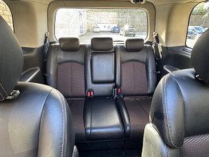 Nissan Elgrand thumbnail