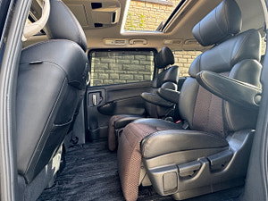 Nissan Elgrand thumbnail