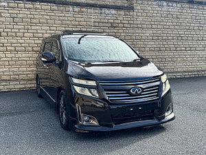 Nissan Elgrand thumbnail