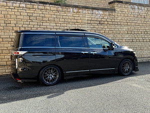 Nissan Elgrand thumbnail