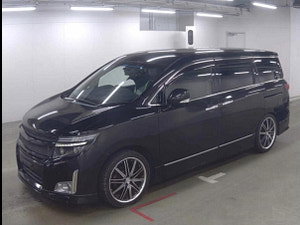 Nissan Elgrand thumbnail