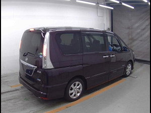 Nissan Serena thumbnail