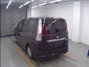 Nissan Serena thumbnail