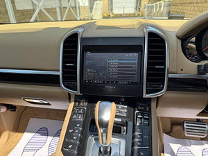 Porsche Cayenne thumbnail