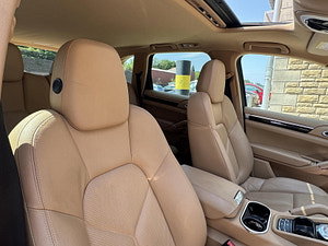 Porsche Cayenne thumbnail