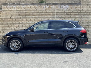 Porsche Cayenne thumbnail