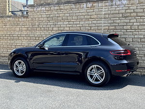 Porsche Macan thumbnail
