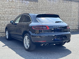 Porsche Macan thumbnail