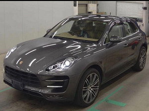 Porsche Macan thumbnail