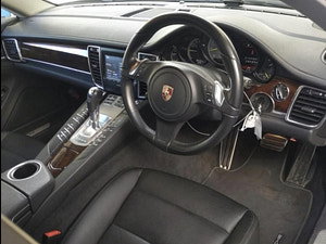 Porsche Panamera thumbnail