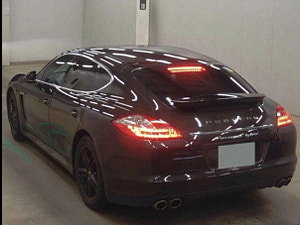 Porsche Panamera thumbnail